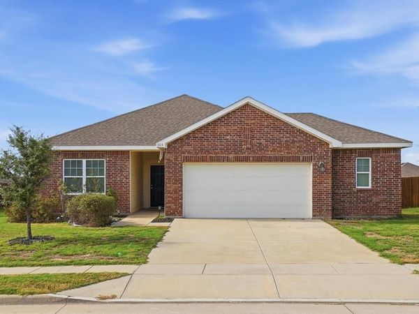 304 Sabine River Road , Glenn Heights, TX 75154