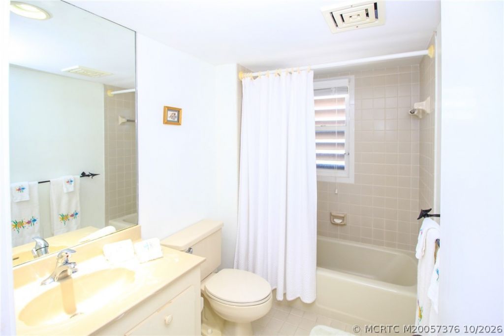 4540 NE Sandpebble Trace, Unit 406, Stuart, FL 34996 Photo