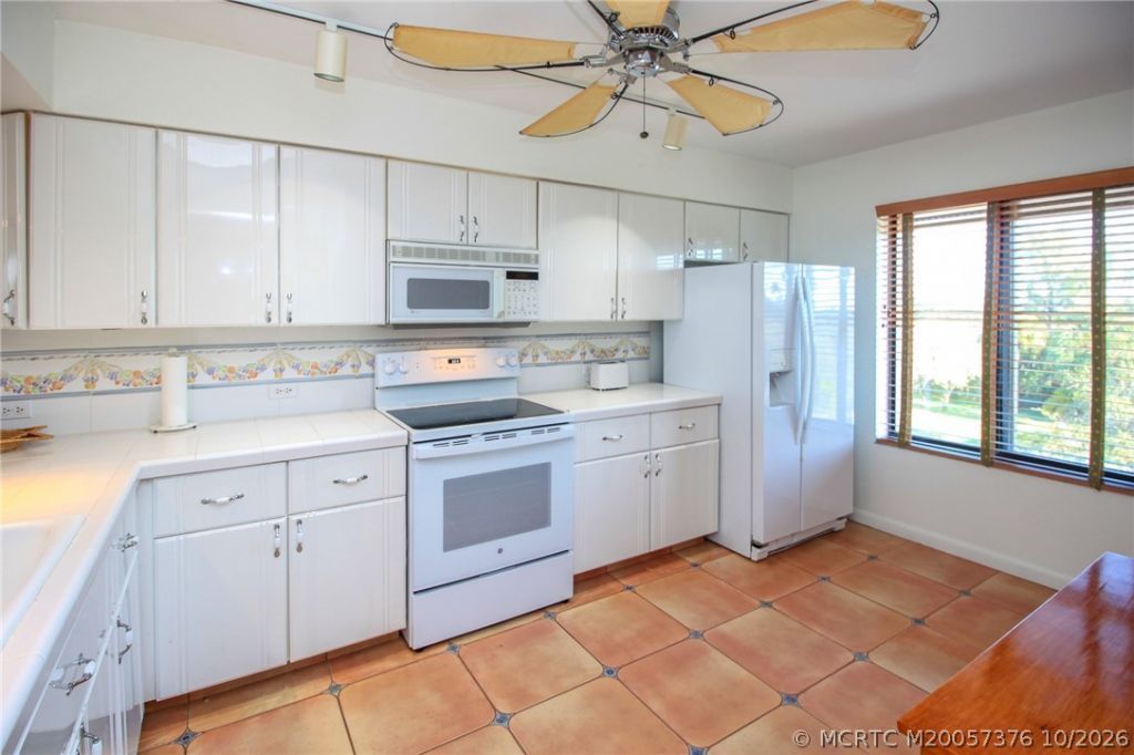4540 NE Sandpebble Trace, Unit 406, Stuart, FL 34996 Photo