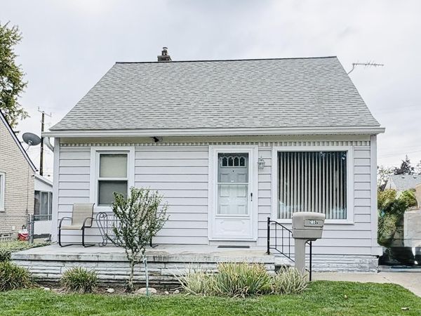 1857 Council Avenue, Lincoln Park, MI 48146