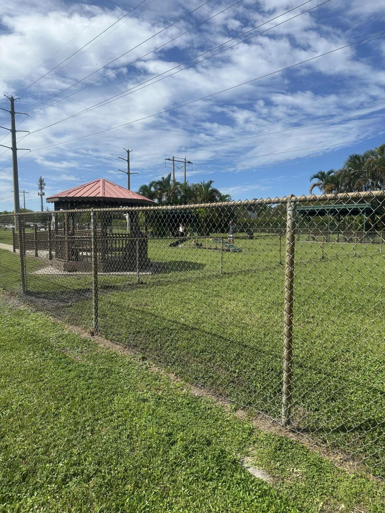 551 NW 99th Way, Pembroke Pines, FL 33024 Photo