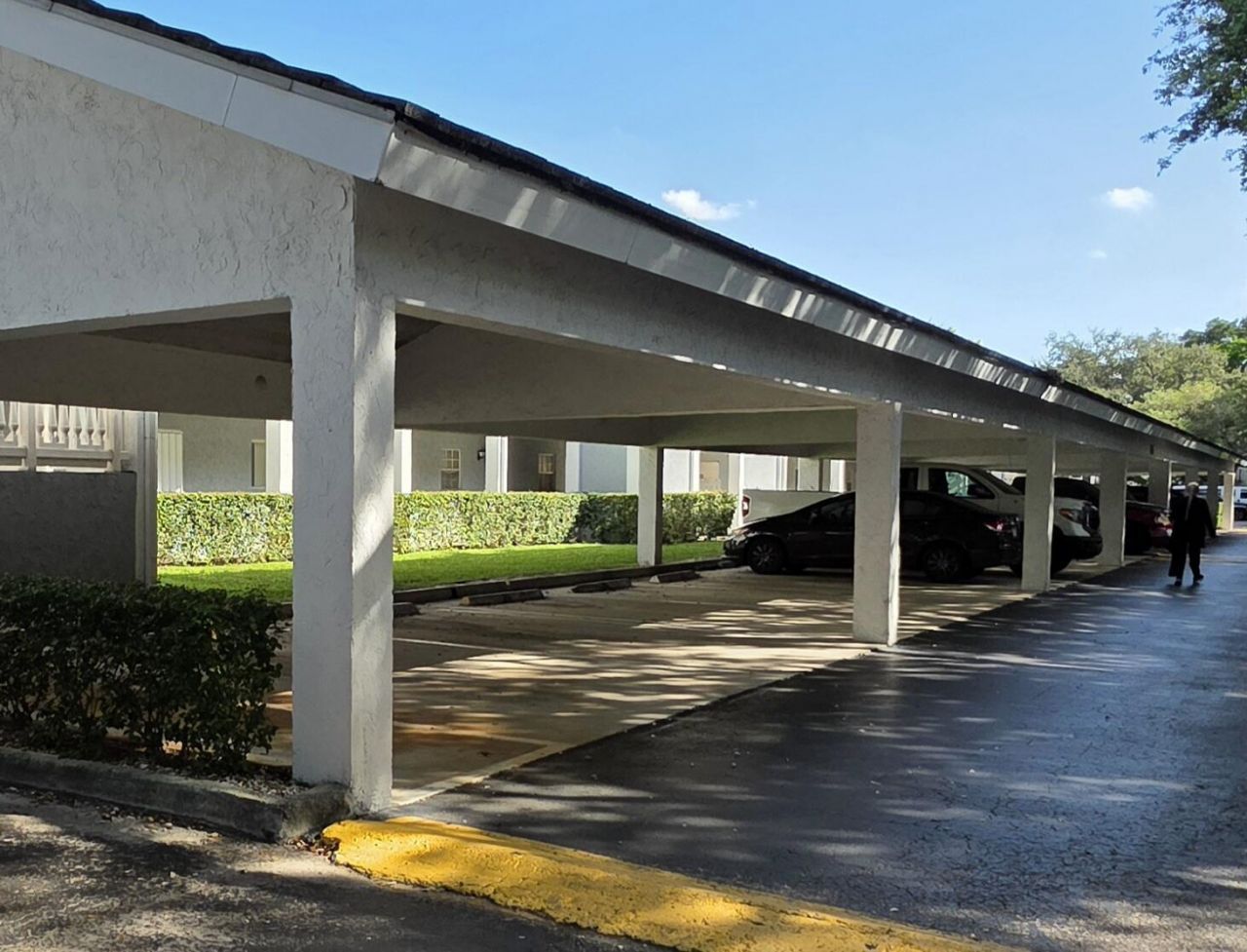 7556 Stirling Road, Unit 117, Davie, FL 33024 Photo