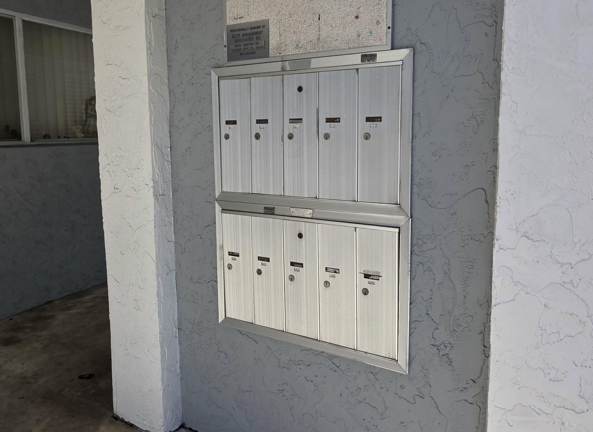 7556 Stirling Road, Unit 117, Davie, FL 33024 Photo