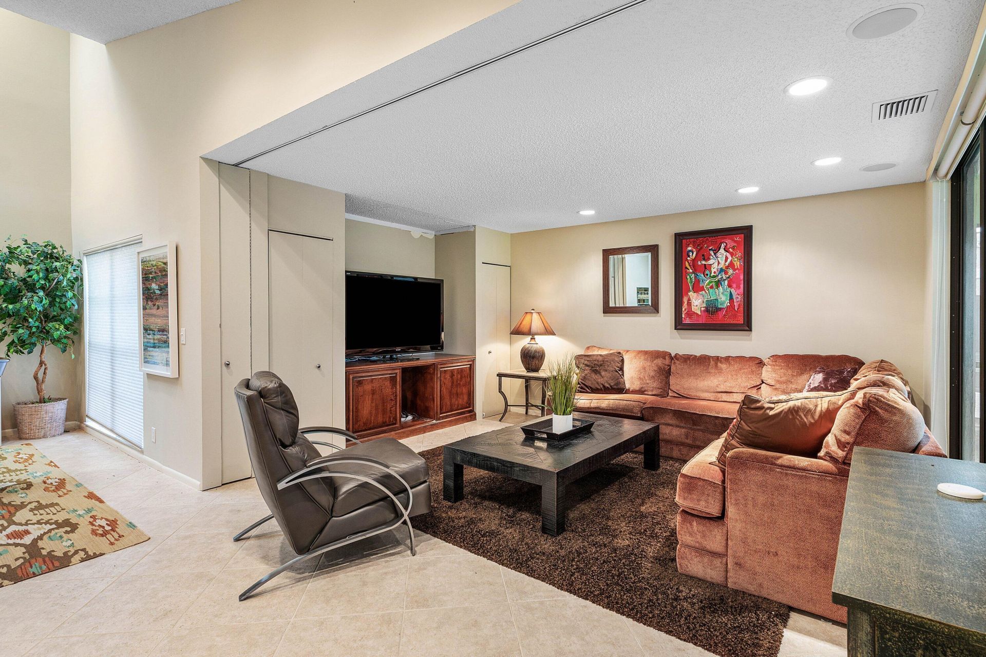 53 Eastgate Drive, Unit B, Boynton Beach, FL 33436 Photo