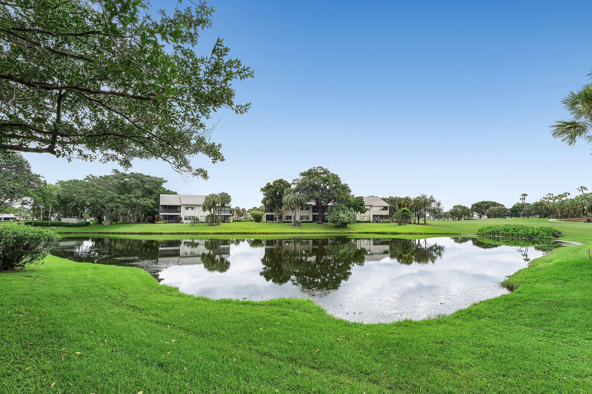 53 Eastgate Drive, Unit B, Boynton Beach, FL 33436 Photo