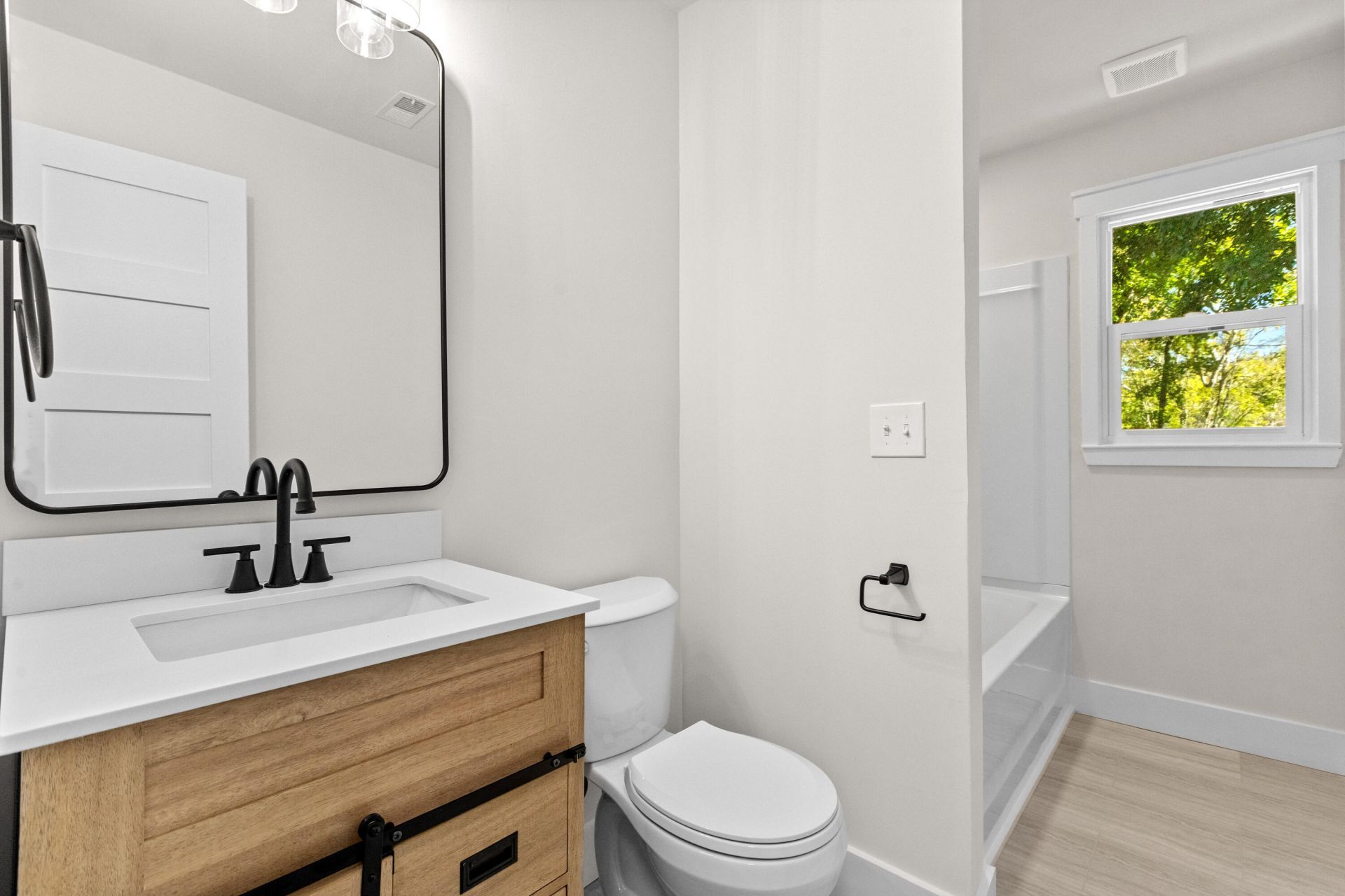 339 Holly Avenue Photo 13