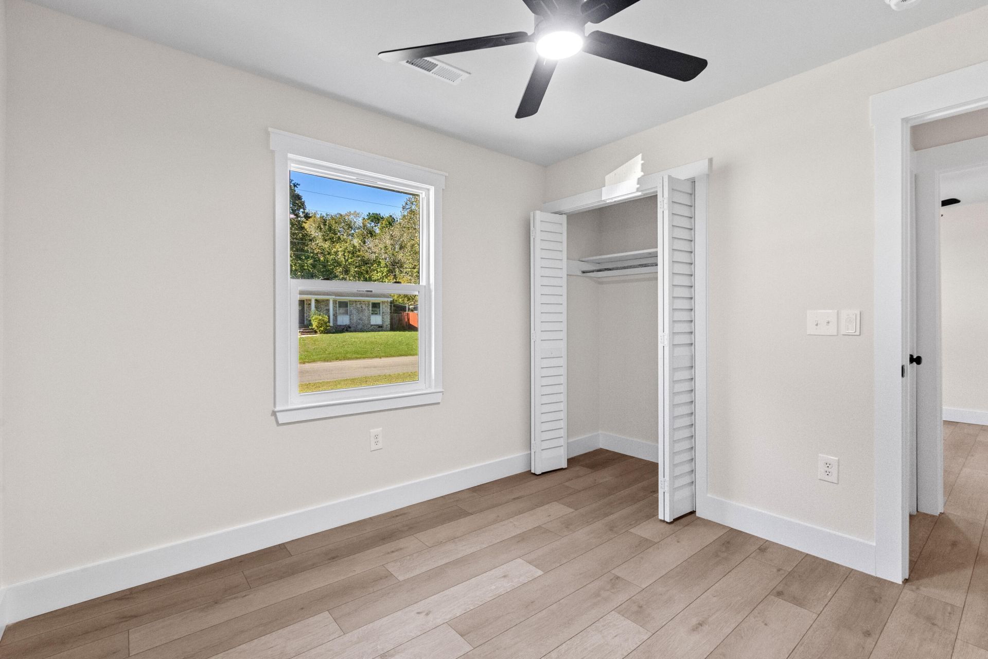 339 Holly Avenue Photo 17