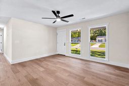 339 Holly Avenue photo 4