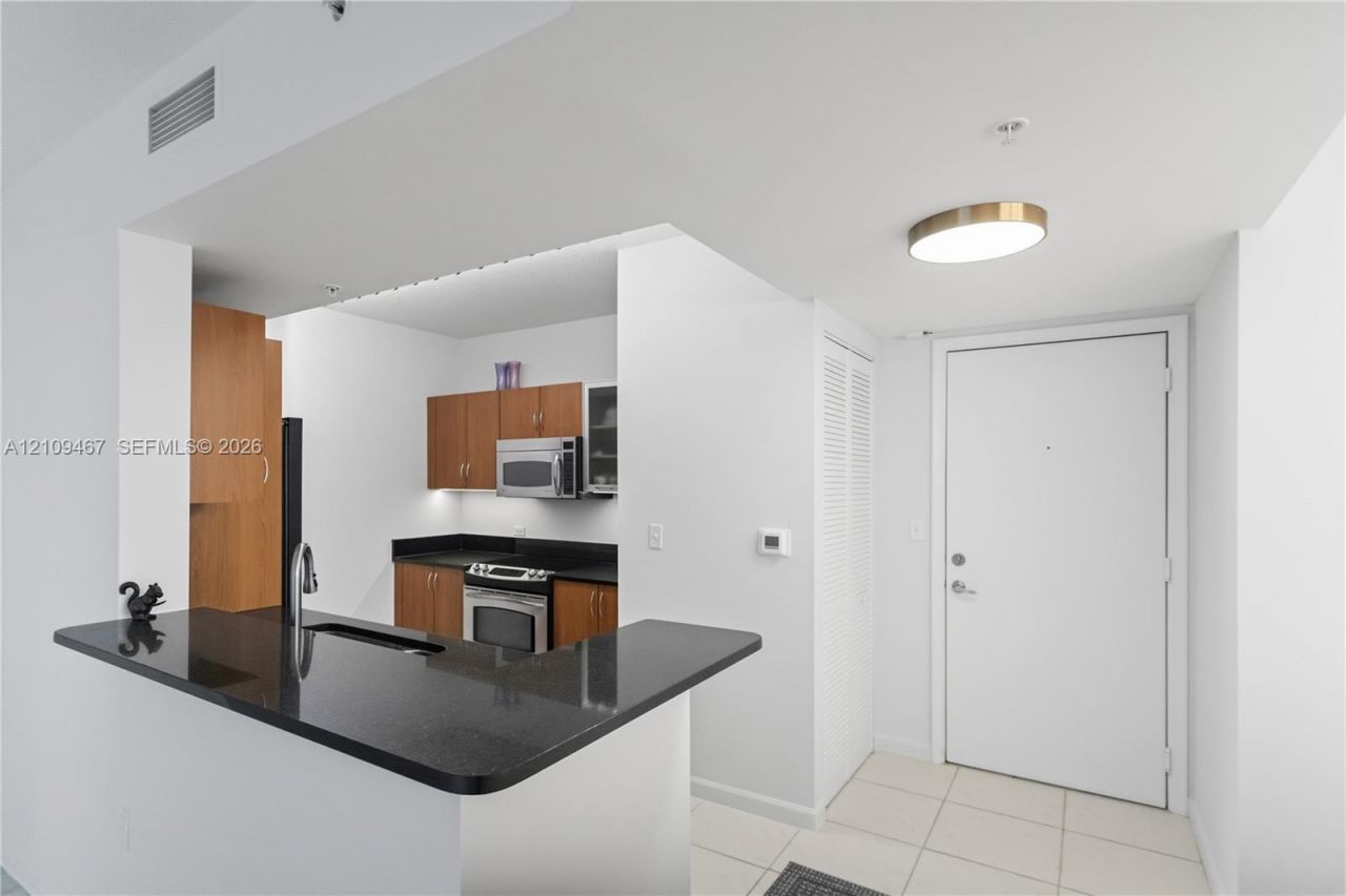 18800 NE 29th Ave, Unit 226, Aventura, FL 33180 Photo