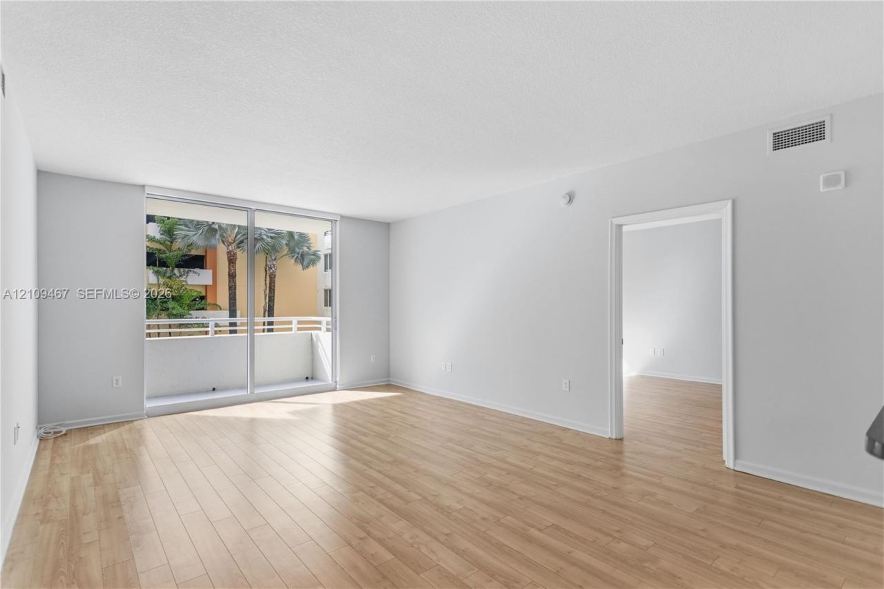 18800 NE 29th Ave, Unit 226, Aventura, FL 33180 Photo