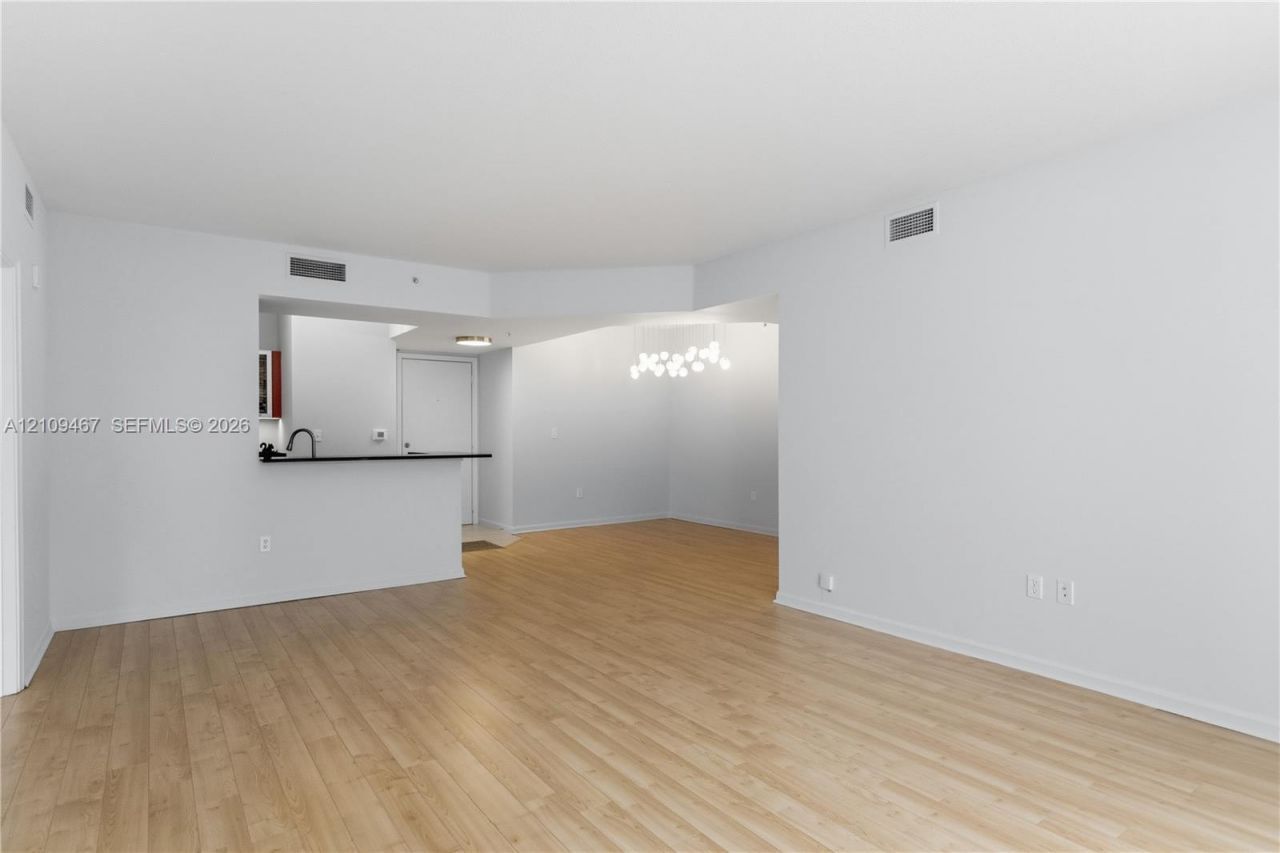 18800 NE 29th Ave, Unit 226, Aventura, FL 33180 Photo