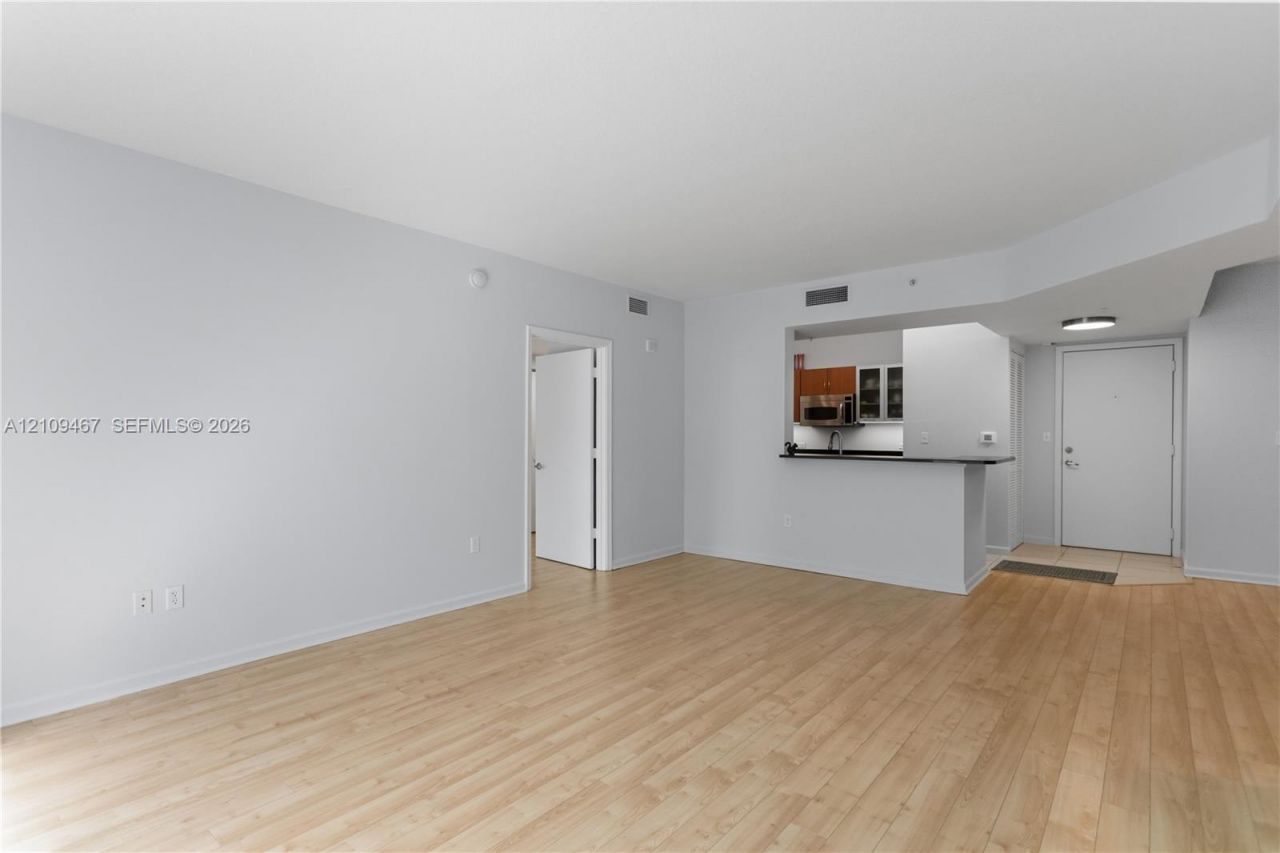 18800 NE 29th Ave, Unit 226, Aventura, FL 33180 Photo