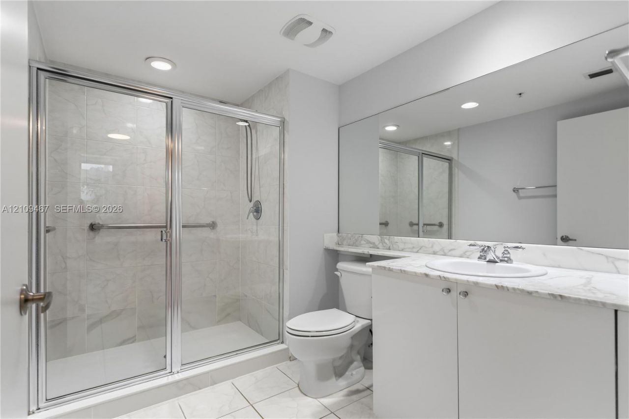 18800 NE 29th Ave, Unit 226, Aventura, FL 33180 Photo