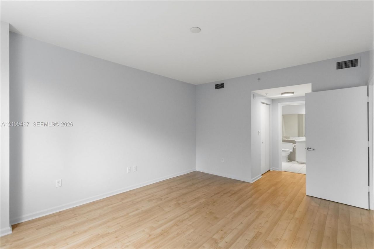 18800 NE 29th Ave, Unit 226, Aventura, FL 33180 Photo