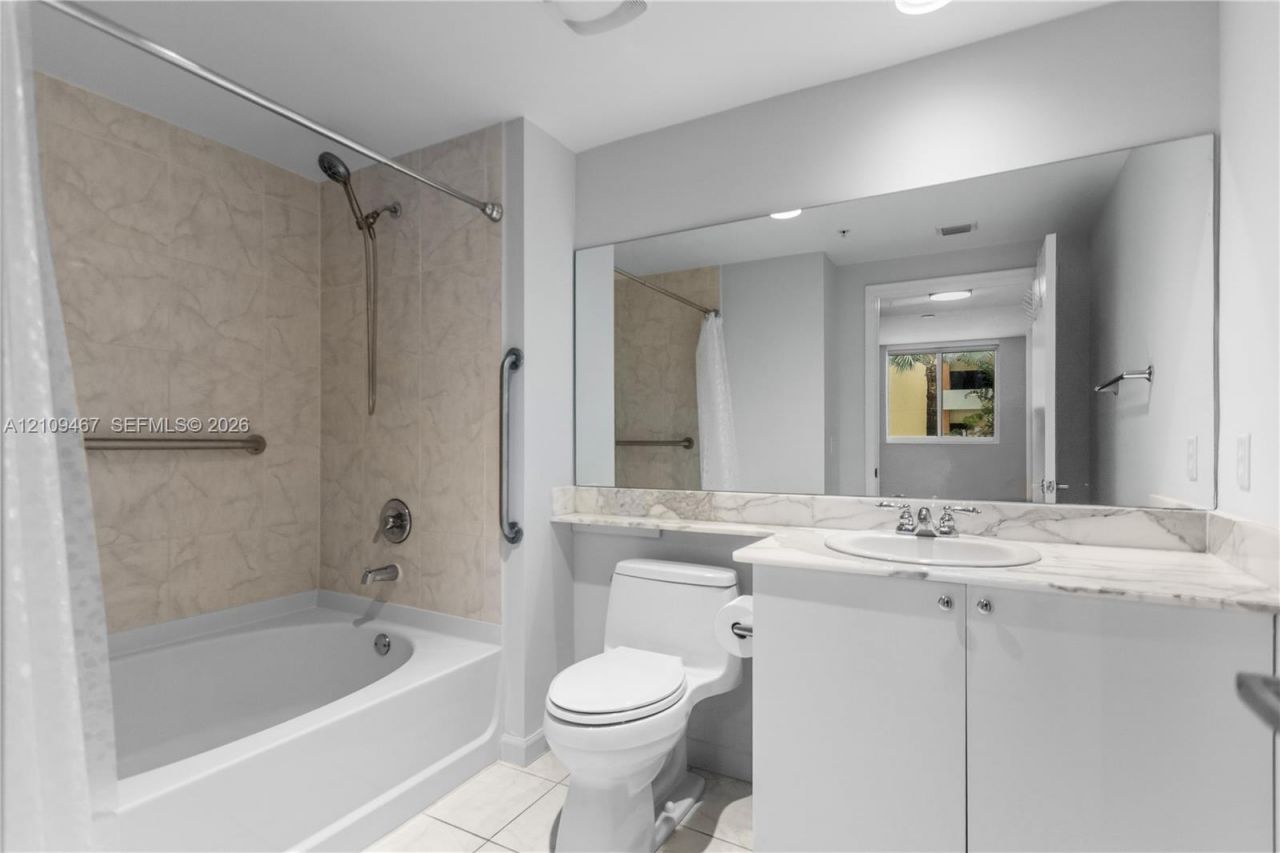 18800 NE 29th Ave, Unit 226, Aventura, FL 33180 Photo