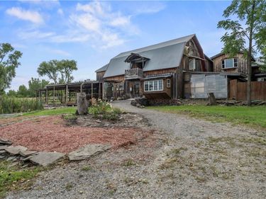 4966 State Route 414, Burdett, NY 14818