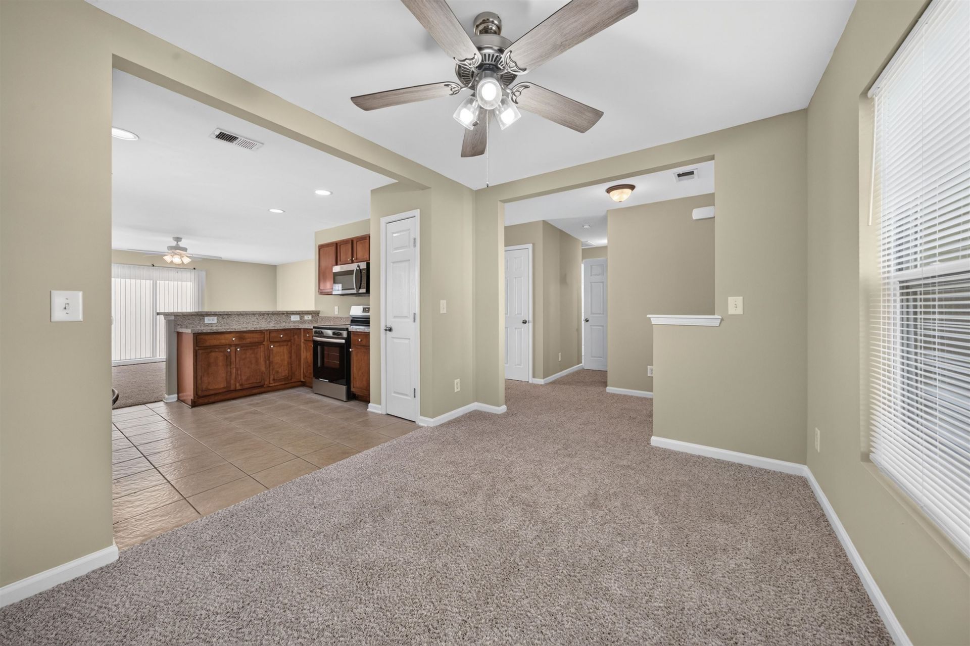 460 Palm Frond Dr.  Photo 10