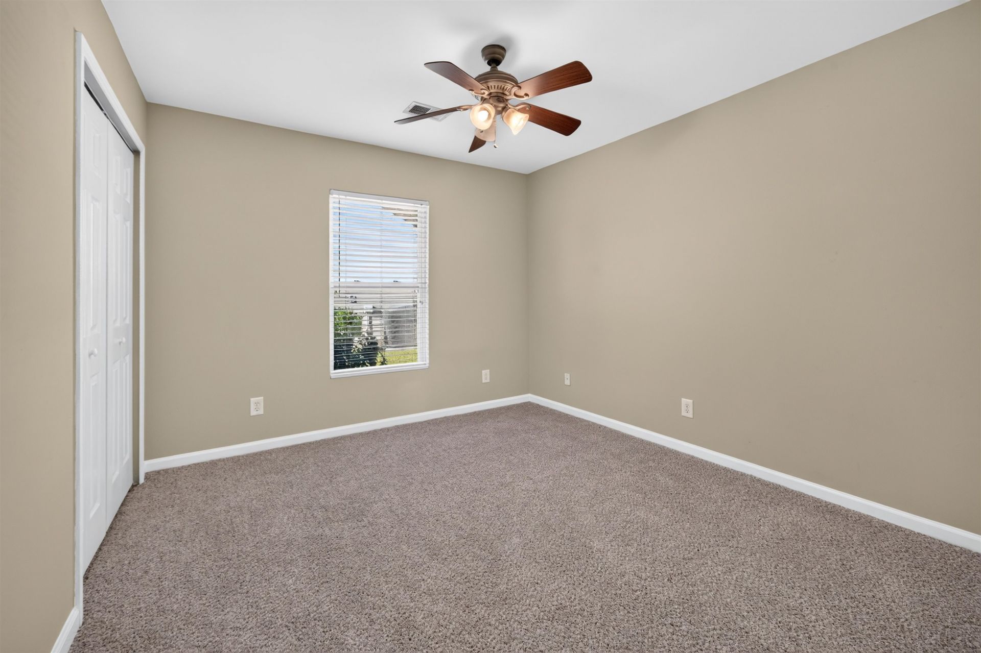 460 Palm Frond Dr.  Photo 23