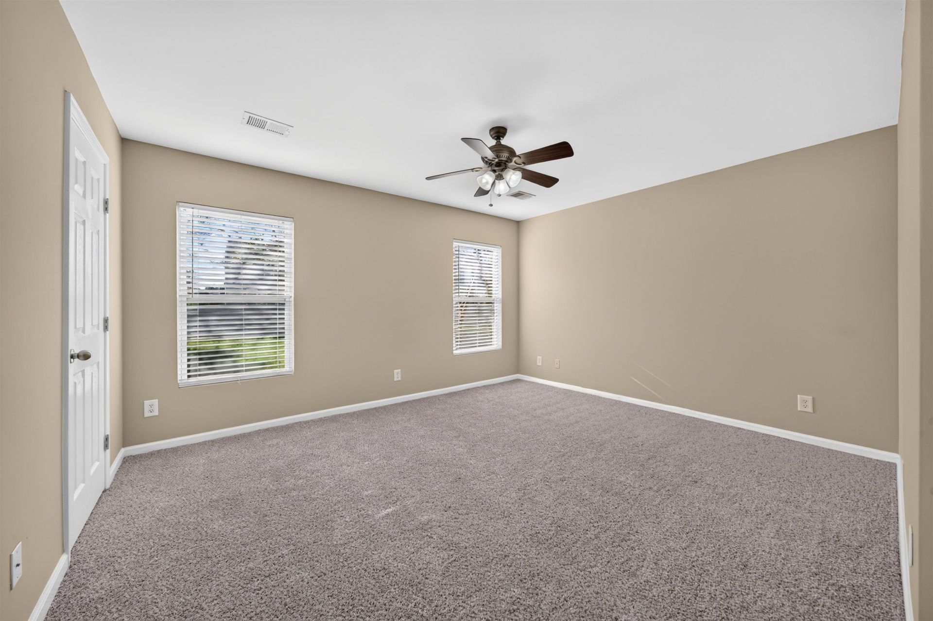 460 Palm Frond Dr.  Photo 27