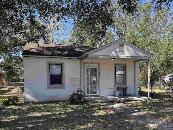 49 W Carver Dr, Pensacola, FL 32507