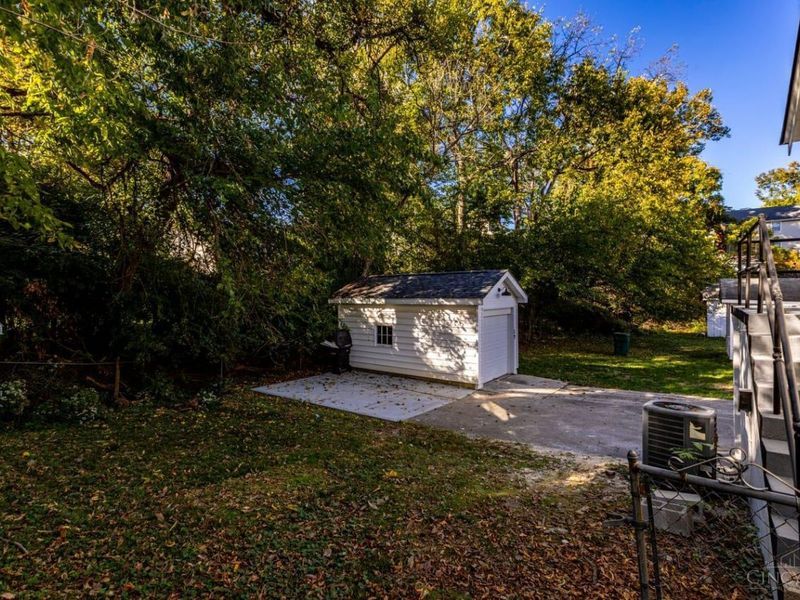 3933 Paxton Avenue, Cincinnati, OH 45209 Photo 33