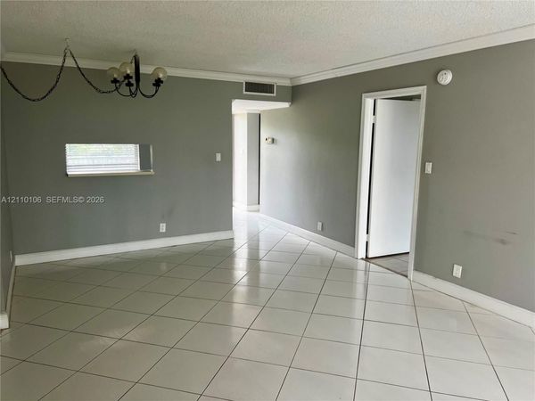 3101 NW 47th Ter , Unit 428, Lauderdale Lakes, FL 33319
