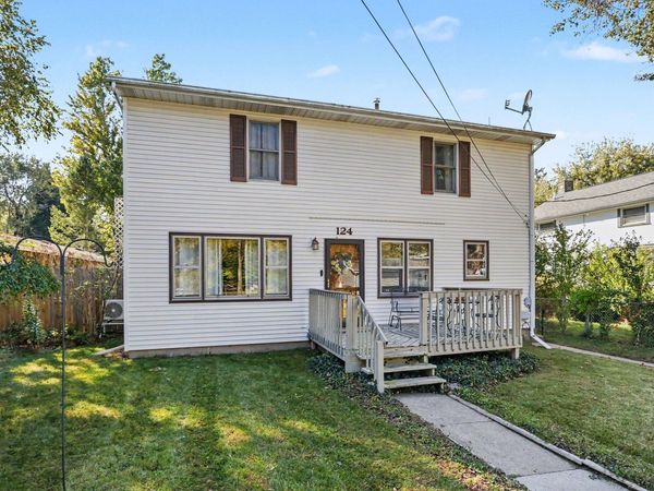124 S Mayhew Street, New Buffalo, MI 49117