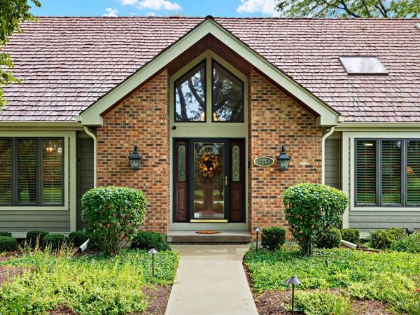 1117 Carberry Circle , Inverness, IL 60067