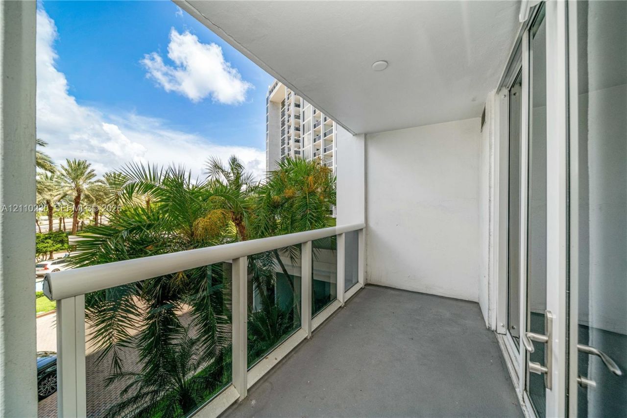 10275 Collins Ave , Unit 224, Bal Harbour, FL 33154 Photo