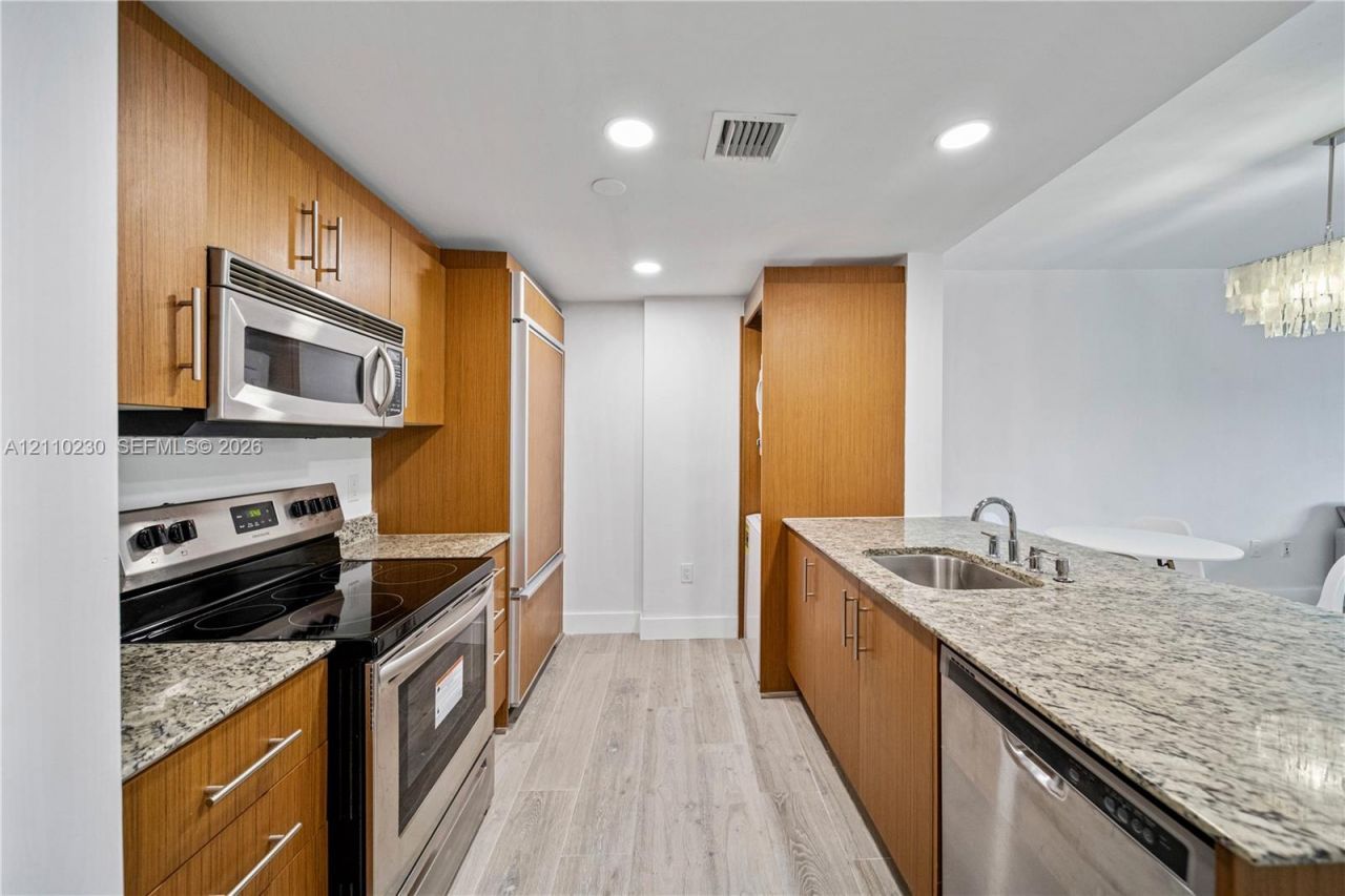 10275 Collins Ave , Unit 224, Bal Harbour, FL 33154 Photo