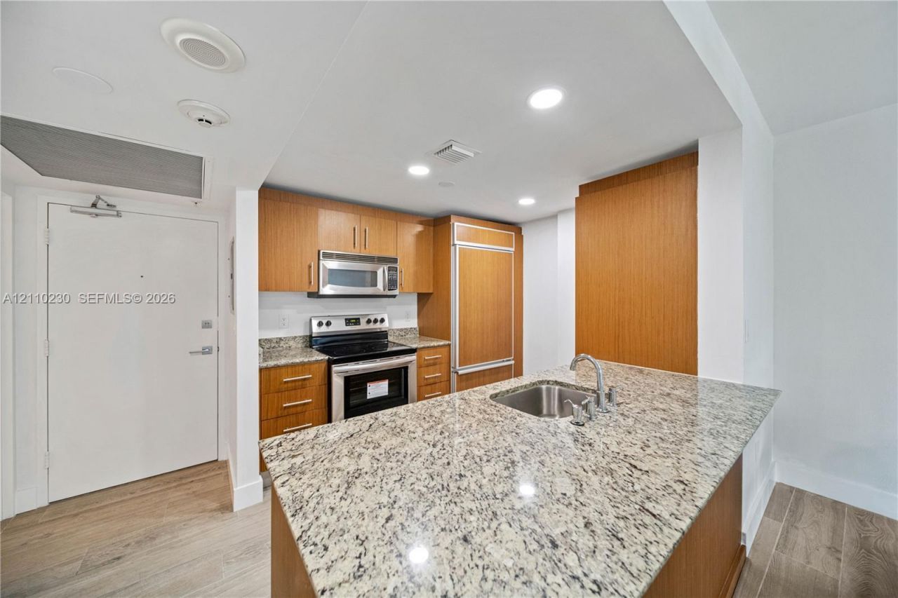 10275 Collins Ave , Unit 224, Bal Harbour, FL 33154 Photo