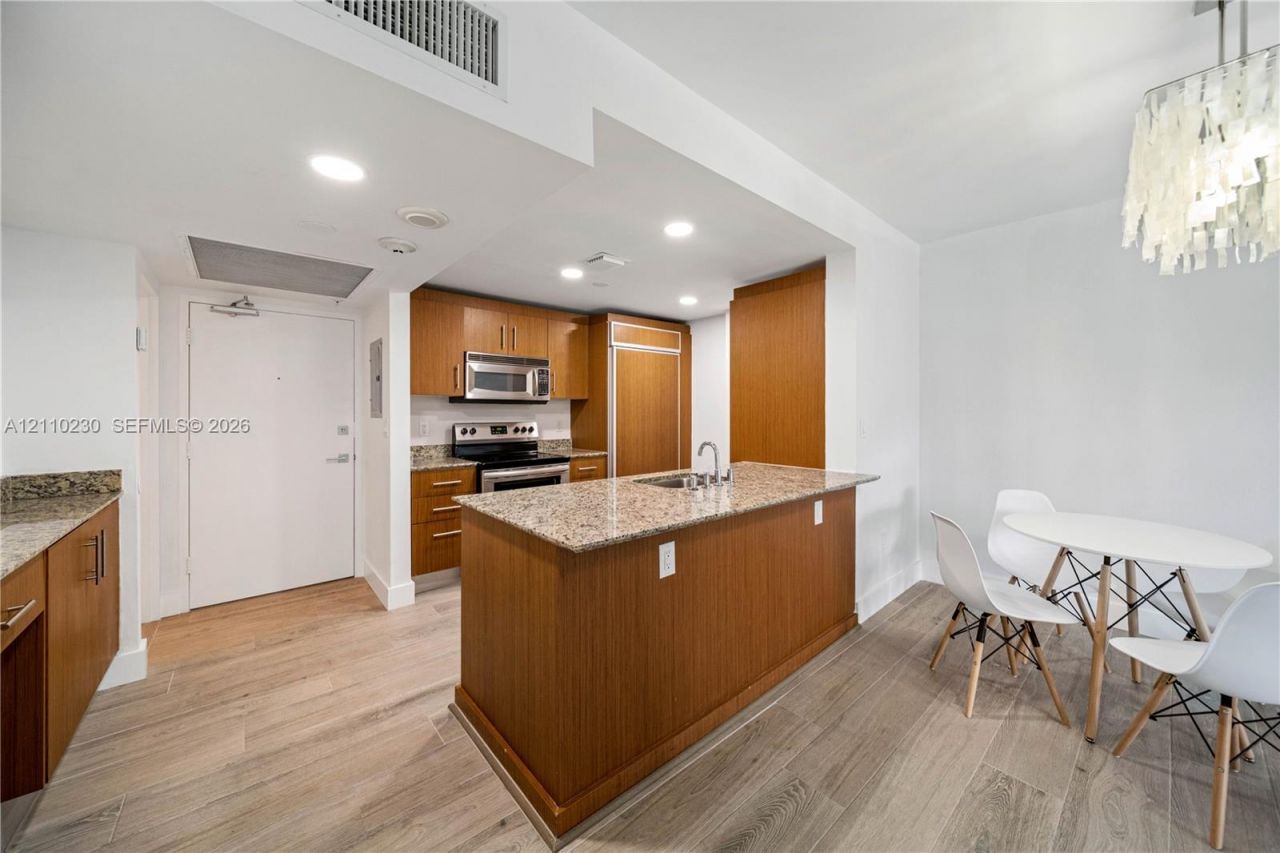 10275 Collins Ave , Unit 224, Bal Harbour, FL 33154 Photo