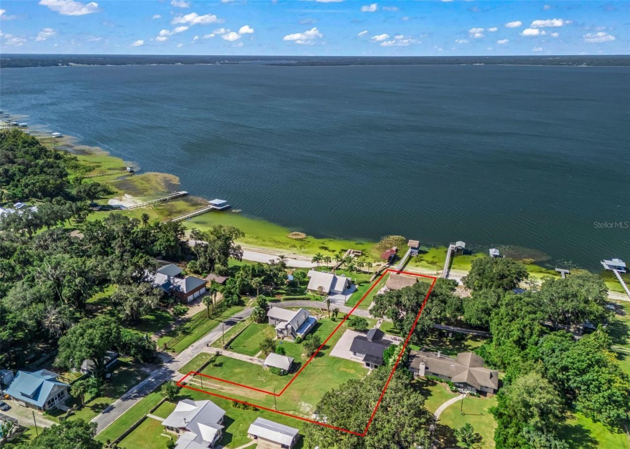 14573 SE 139th Place, Ocklawaha, FL 32179 Photo