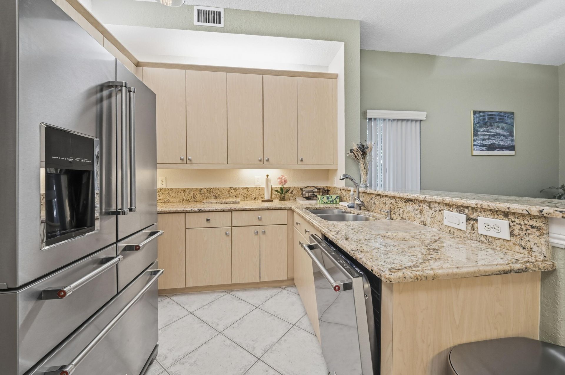 7986 Exeter Boulevard W, Unit 101, Tamarac, FL 33321 Photo
