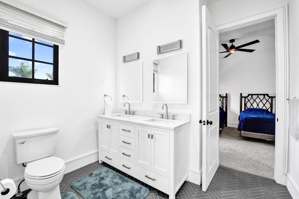 2340 NE 47th Street, Lighthouse Point, FL 33064 Photo