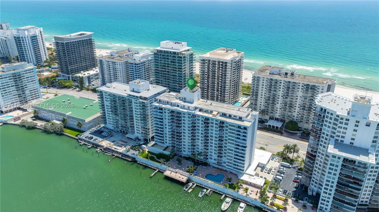 5700 Collins Ave , Unit 10D, Miami Beach, FL 33140 Photo