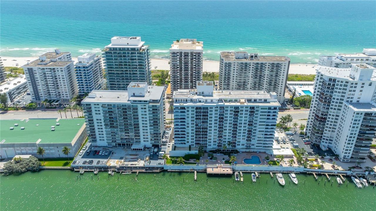5700 Collins Ave , Unit 10D, Miami Beach, FL 33140 Photo
