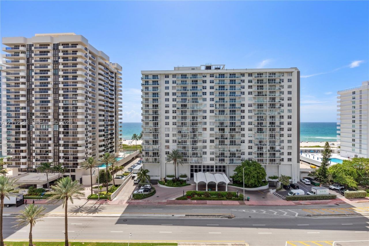 5700 Collins Ave , Unit 10D, Miami Beach, FL 33140 Photo