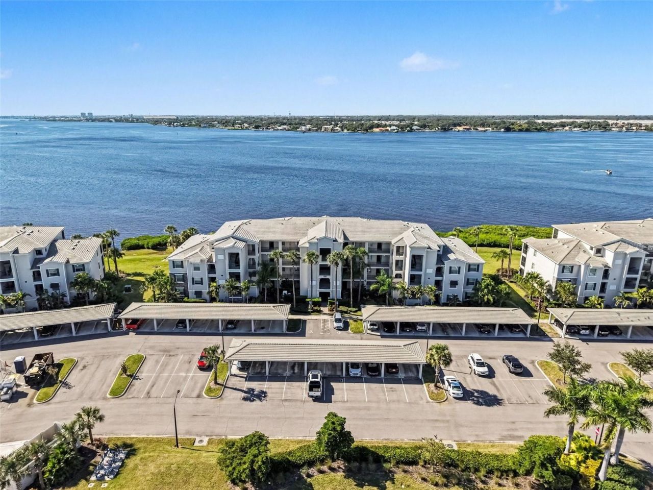 1010 Tidewater Shores Loop , Unit 304, Bradenton, FL 34208 Photo