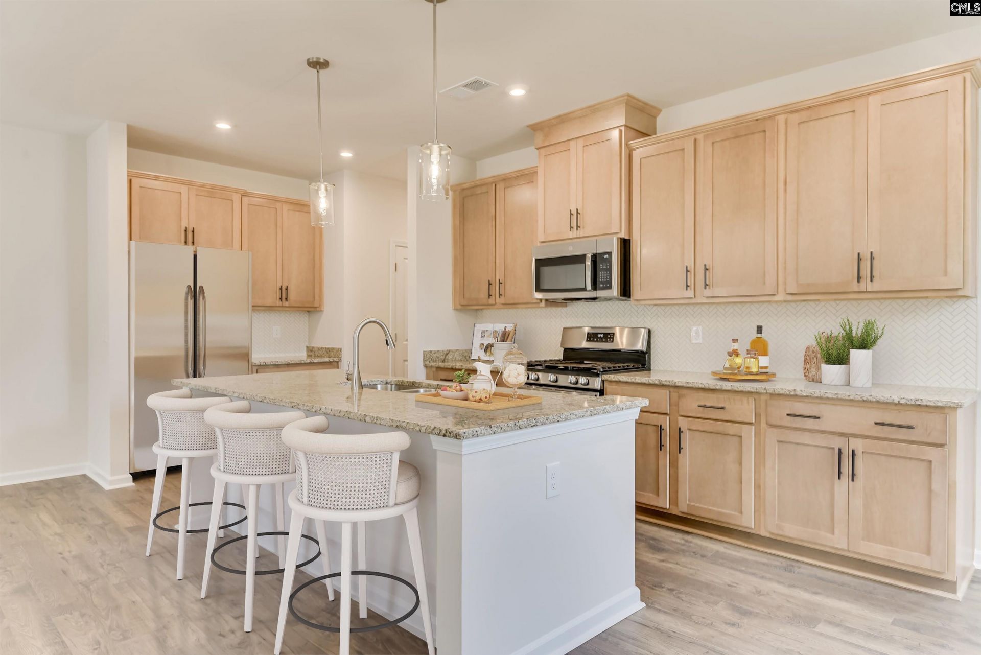 24 Healy Way  Photo 5