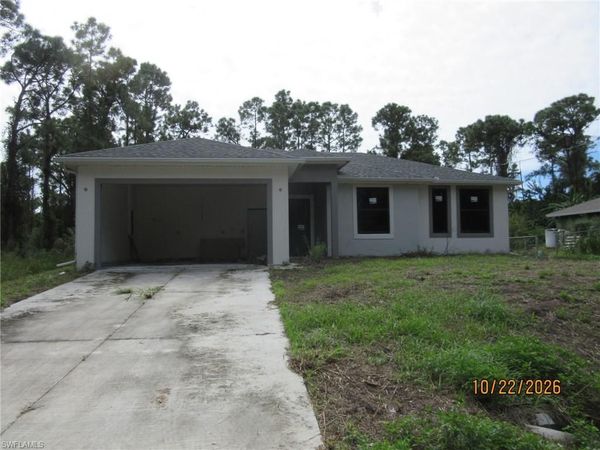 1105 Morton ST E, LEHIGH ACRES, FL 33974