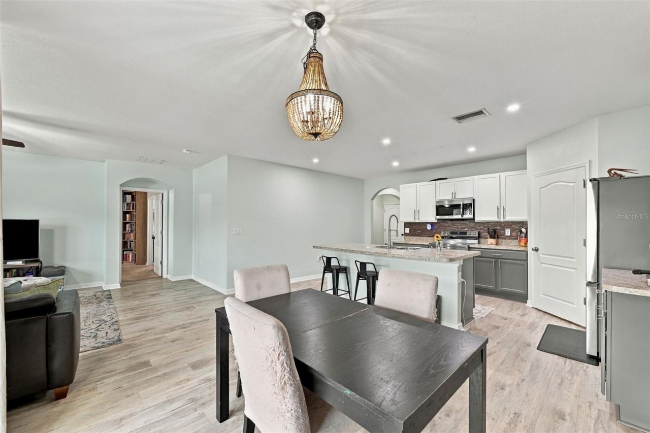 5213 11th Street E, Bradenton, FL 34203 Photo