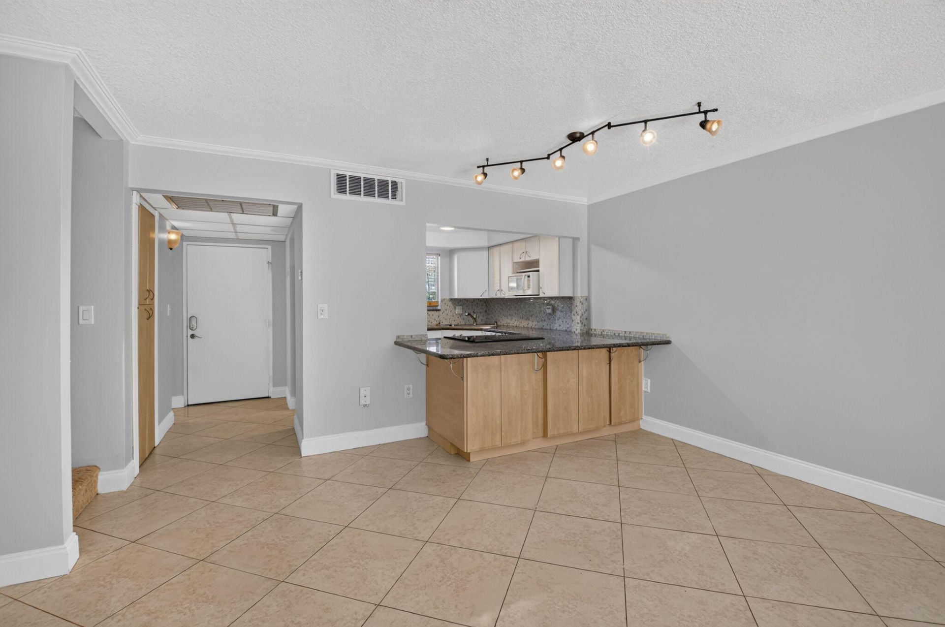 892 SW 9th Street Circle, Unit 7, Boca Raton, FL 33486 Photo