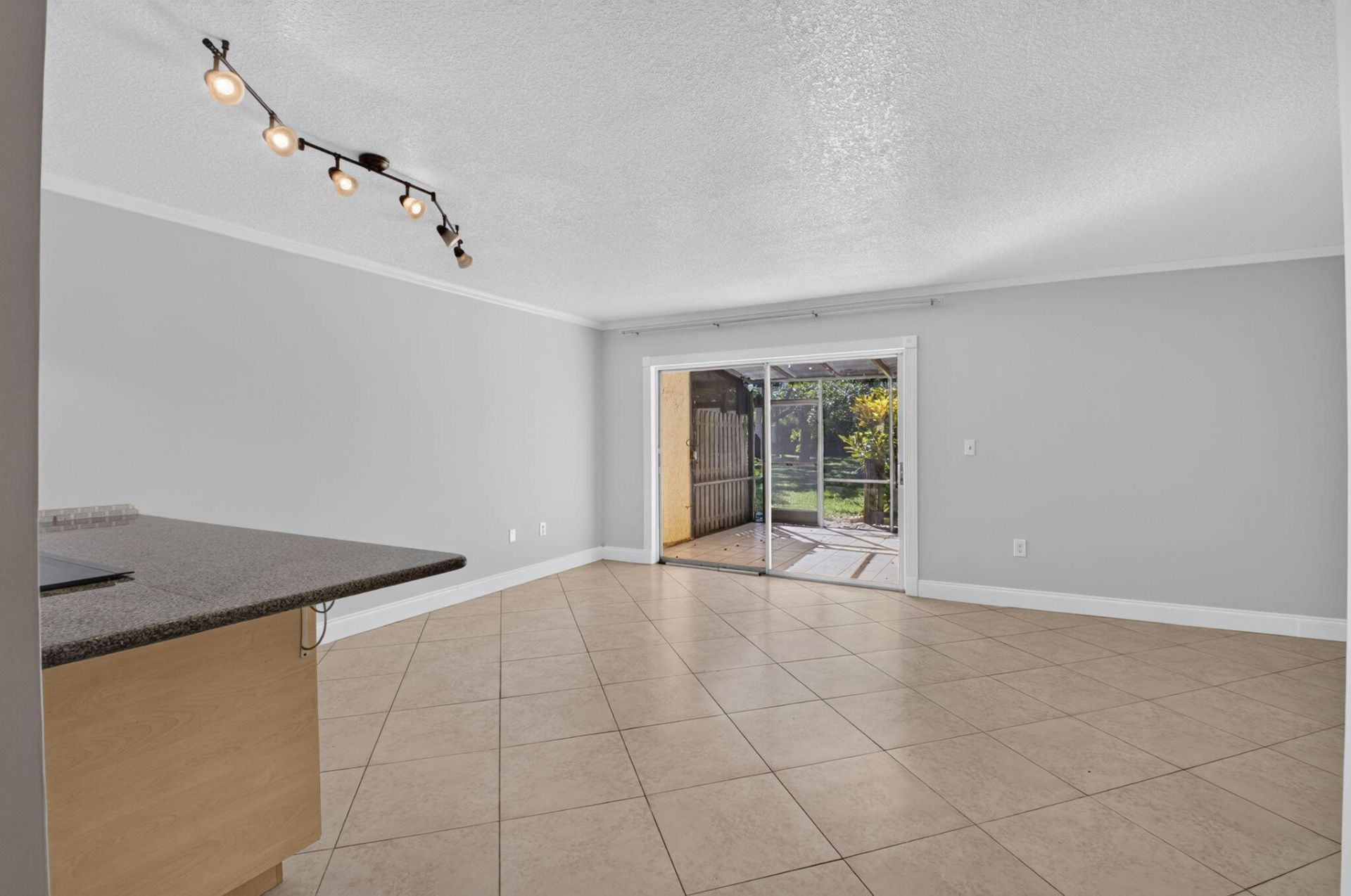 892 SW 9th Street Circle, Unit 7, Boca Raton, FL 33486 Photo
