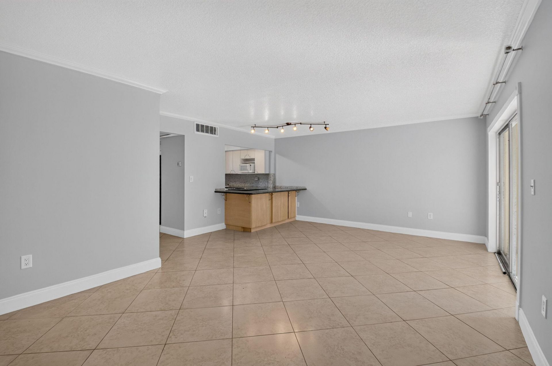 892 SW 9th Street Circle, Unit 7, Boca Raton, FL 33486 Photo