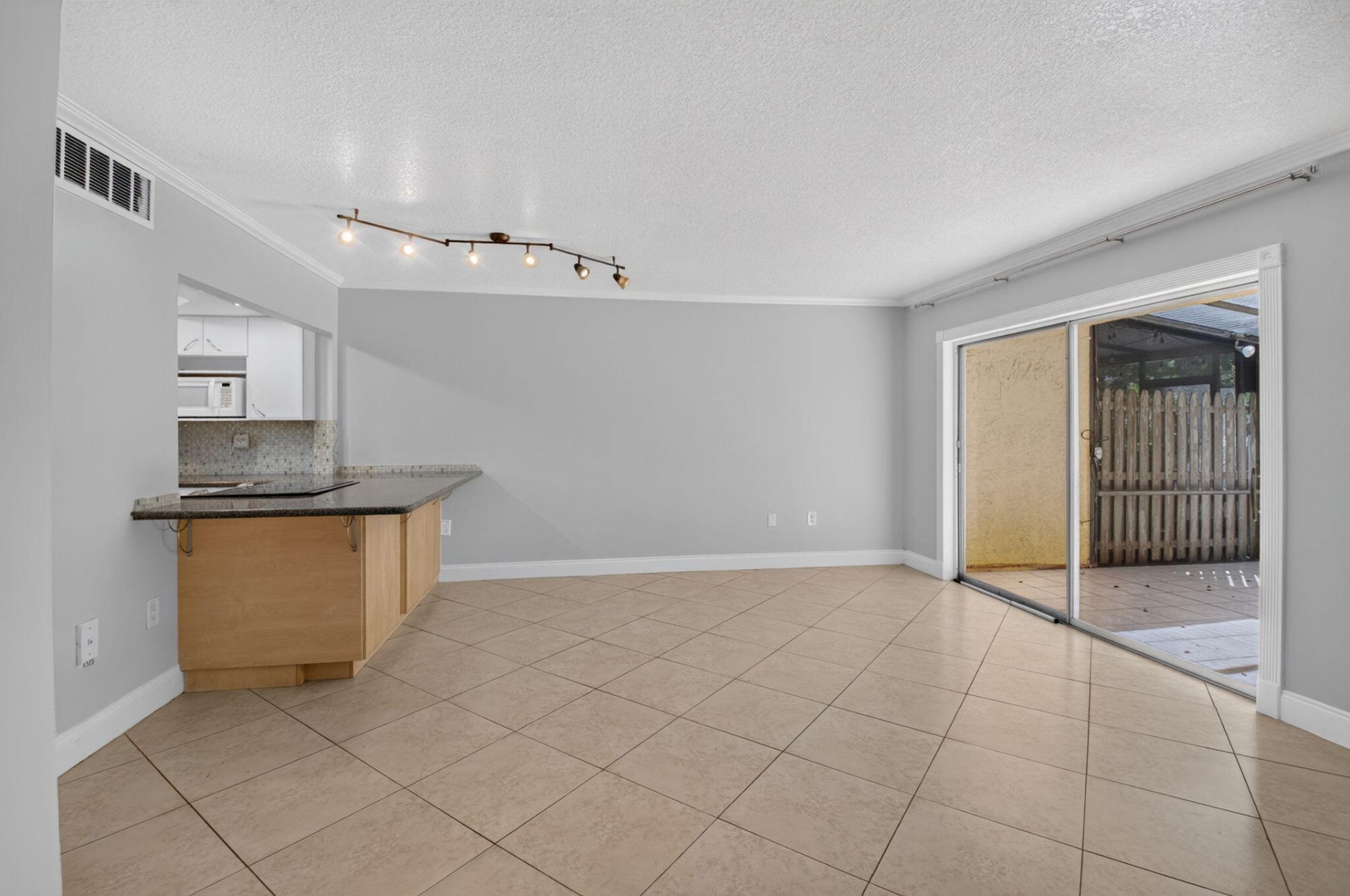 892 SW 9th Street Circle, Unit 7, Boca Raton, FL 33486 Photo