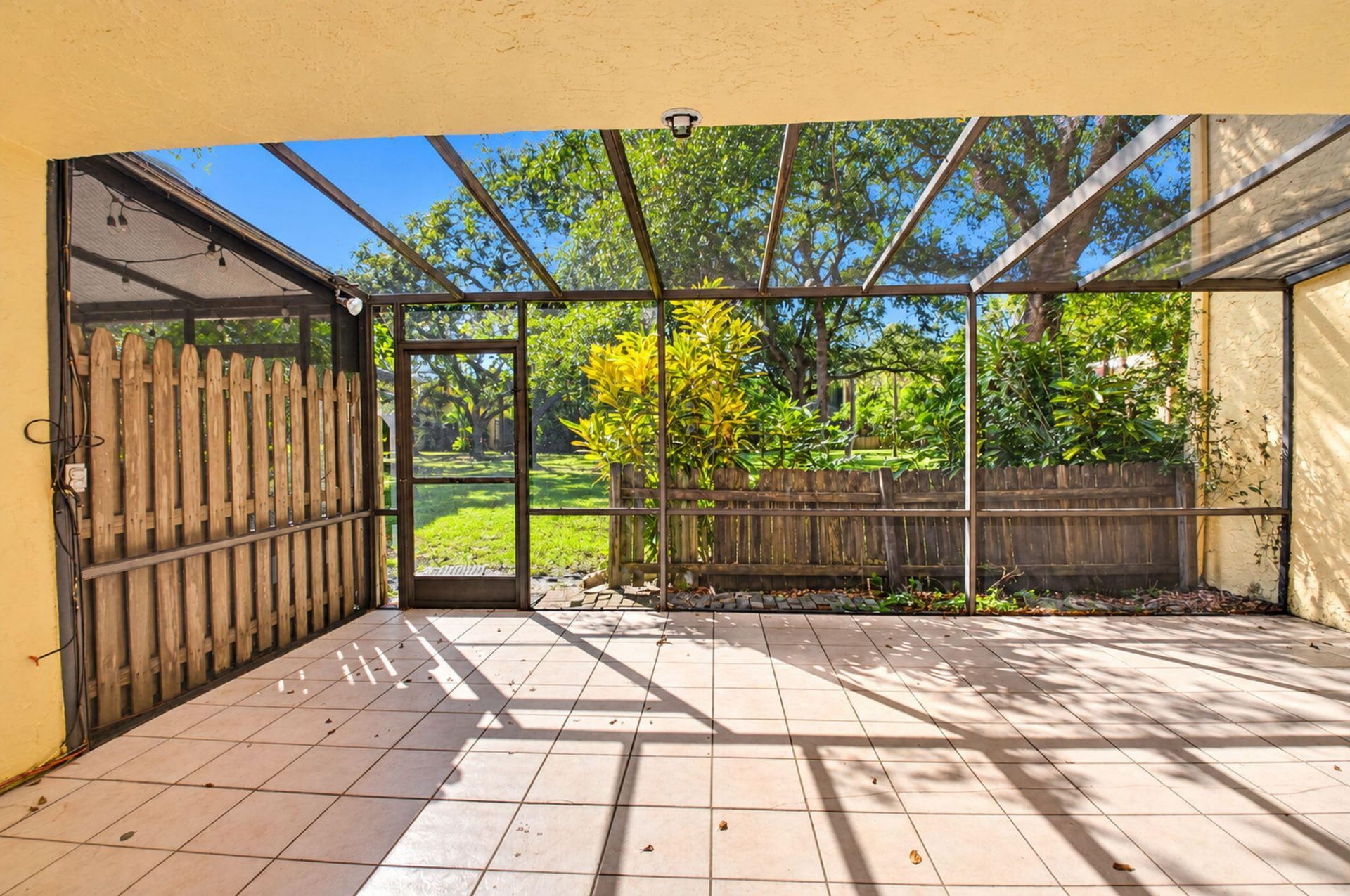 892 SW 9th Street Circle, Unit 7, Boca Raton, FL 33486 Photo