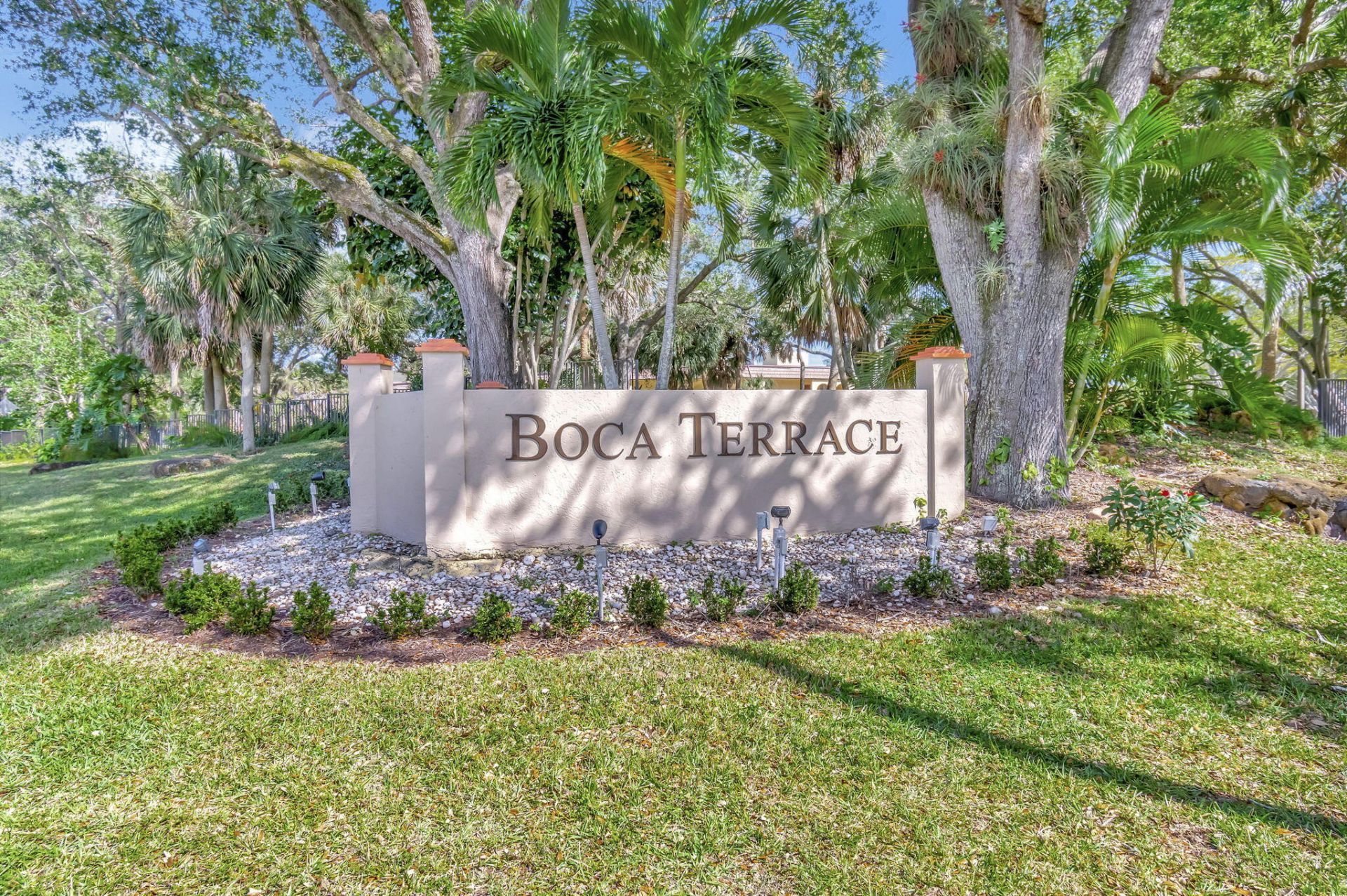 892 SW 9th Street Circle, Unit 7, Boca Raton, FL 33486 Photo
