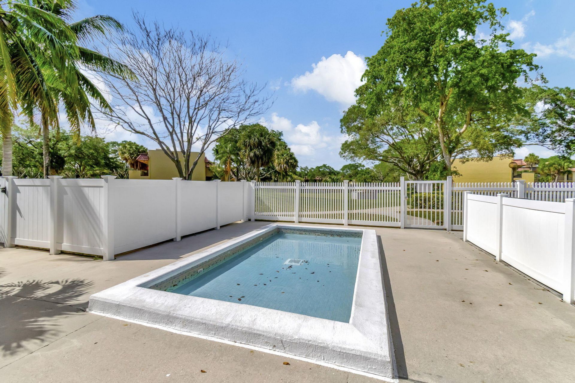 892 SW 9th Street Circle, Unit 7, Boca Raton, FL 33486 Photo