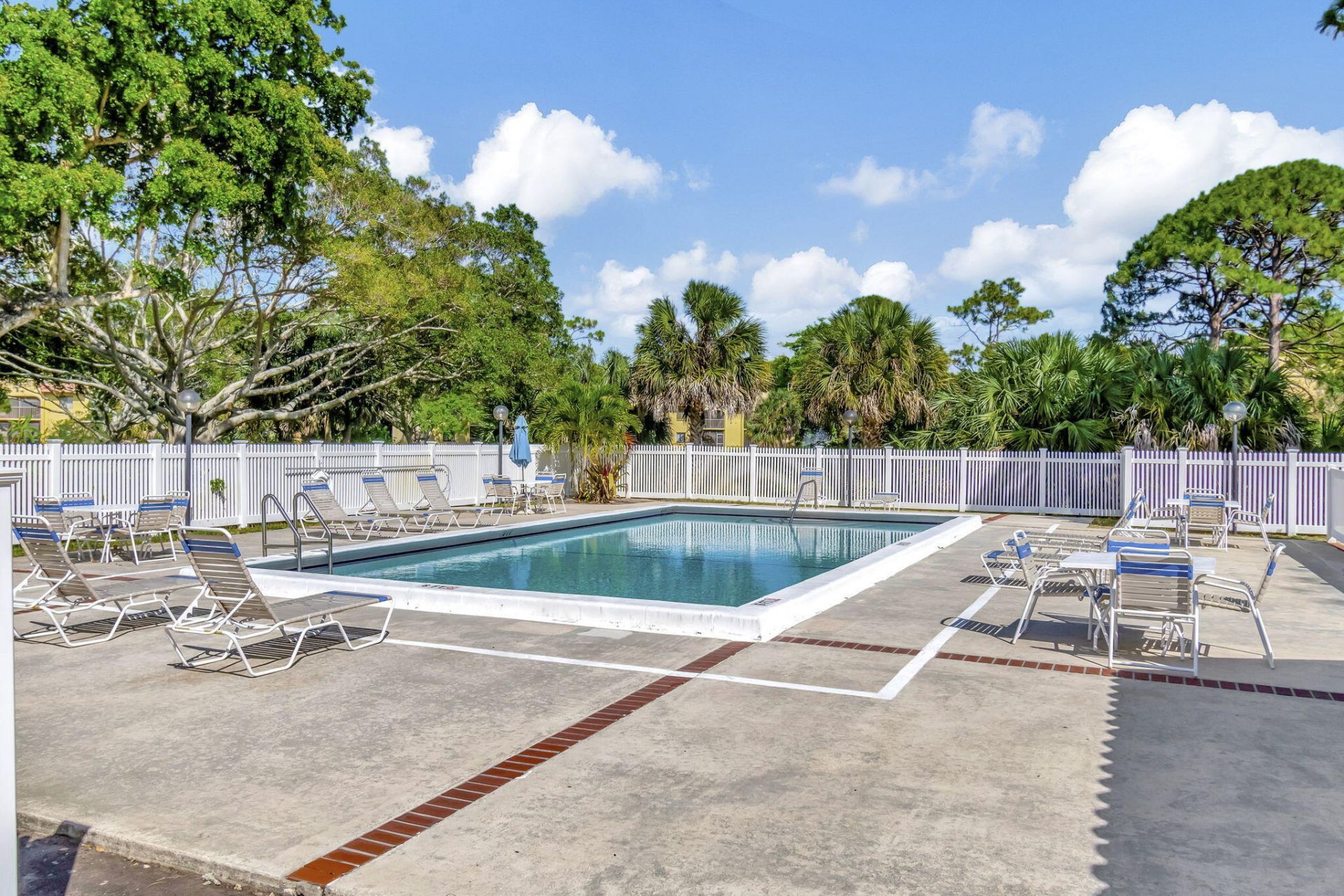 892 SW 9th Street Circle, Unit 7, Boca Raton, FL 33486 Photo
